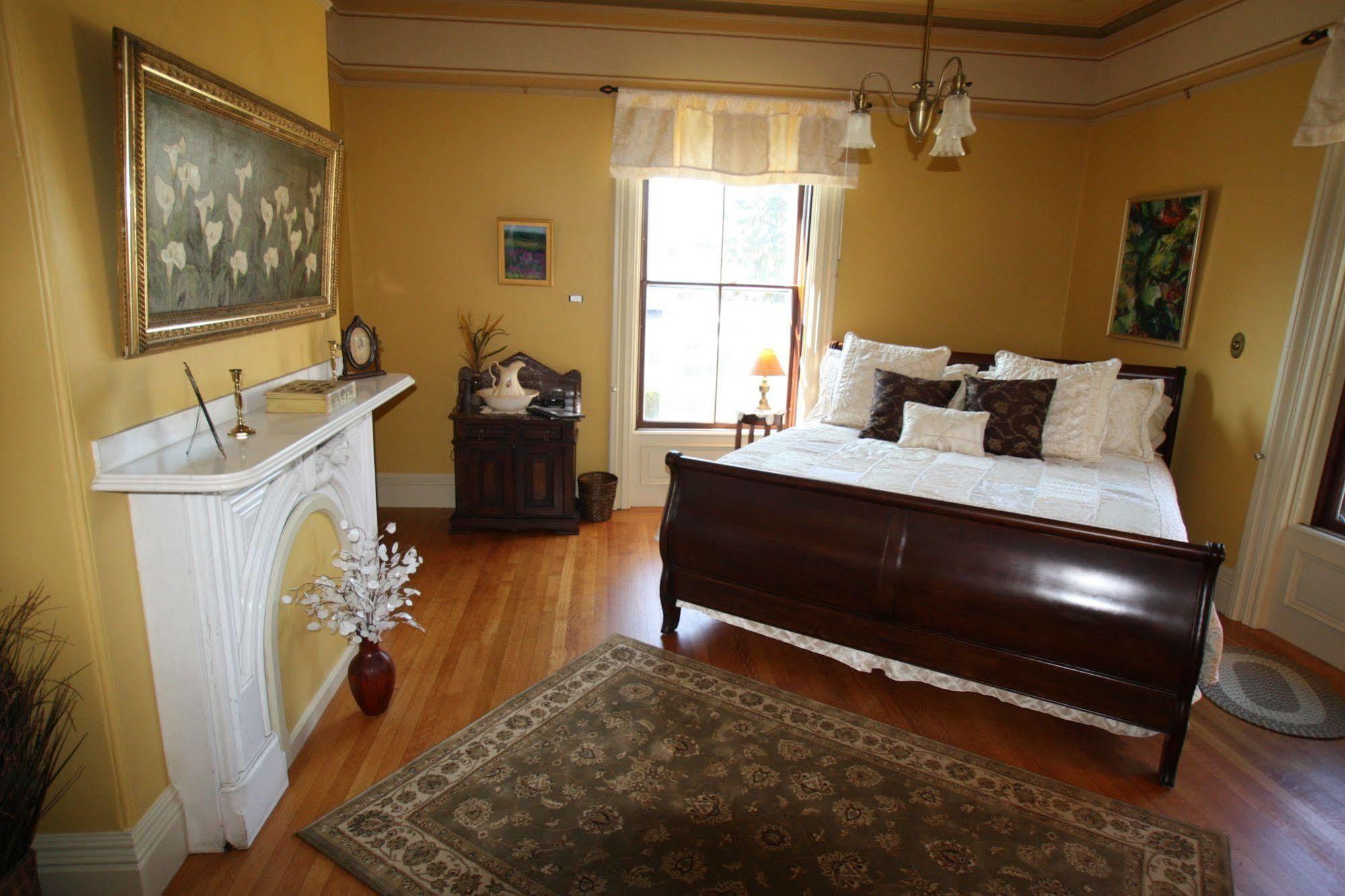 Proctor Mansion Inn Wrentham Exteriér fotografie